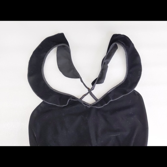 2x 👯‍♀️Host Pick⚡️Victoria’s Secret Velvet Romper - Picture 5 of 11